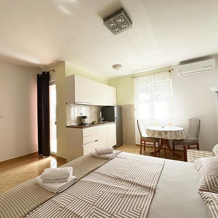 Apartments Villa Miranda Водице Экстерьер фото