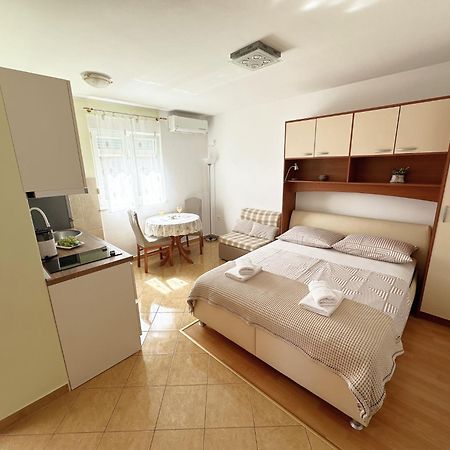 Apartments Villa Miranda Водице Экстерьер фото